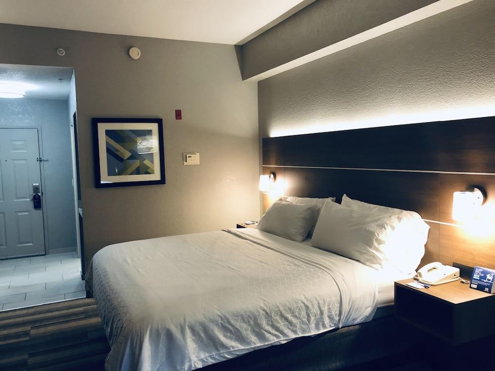 Holiday Inn Express West Palm Beach Metrocentre By Ihg Exterior foto