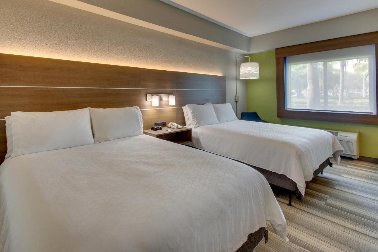 Holiday Inn Express West Palm Beach Metrocentre By Ihg Exterior foto