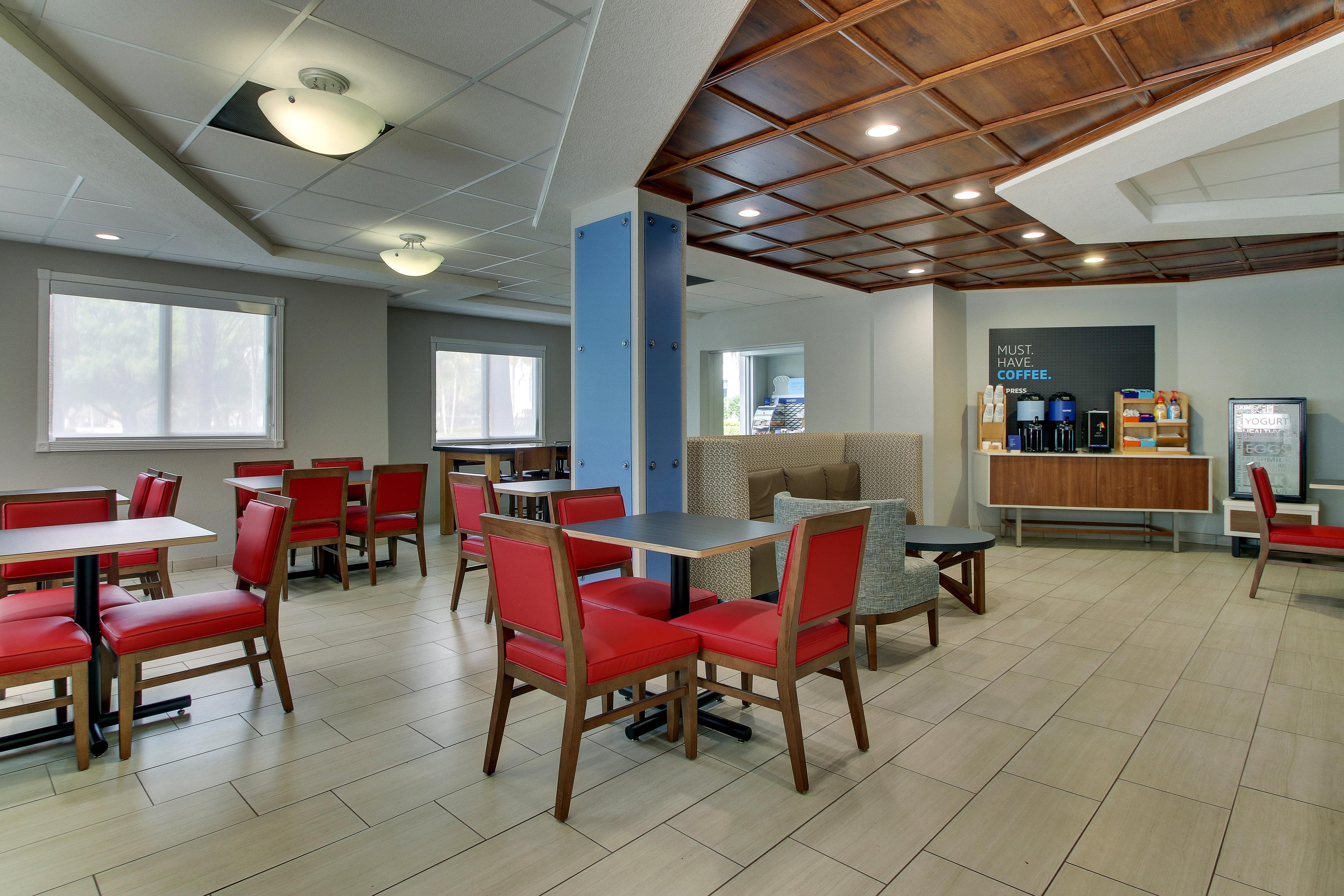 Holiday Inn Express West Palm Beach Metrocentre By Ihg Exterior foto